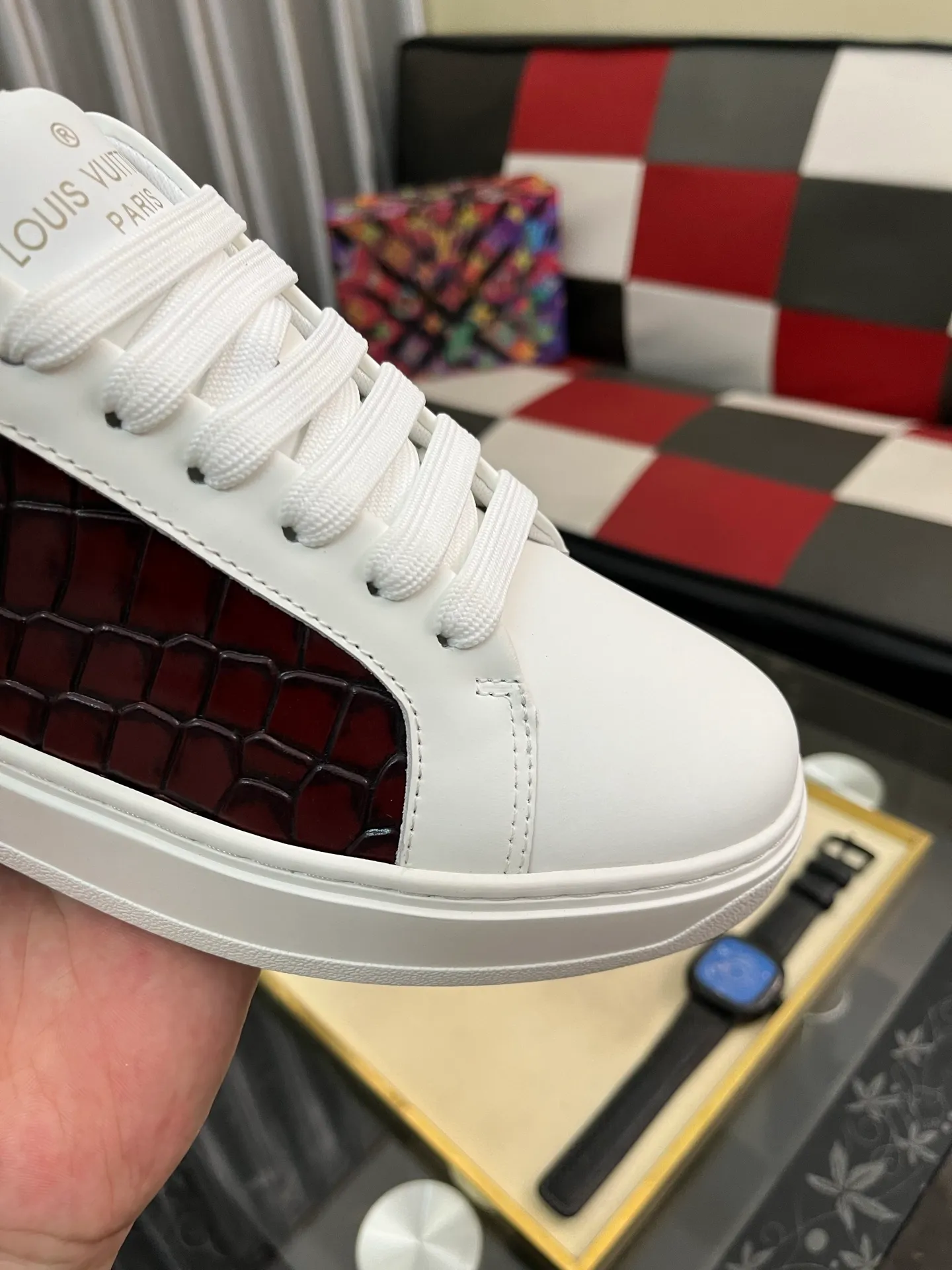 Men's shoes 💰520⌚️⌚️LV Louis Vuitton. The latest fashionable casual shoes are popular in physical stores. New spring and summer comfortable imported custom original cowhide, unique jacquard fabric element design. With sheepskin lining, Lv original bottom, [sun][sun] high-end packaging and high quality💪Details determine the quality, you can enter and leave the counter at will, welcome to compare🇮🇹Number of sizes 38-445️⃣Color options available